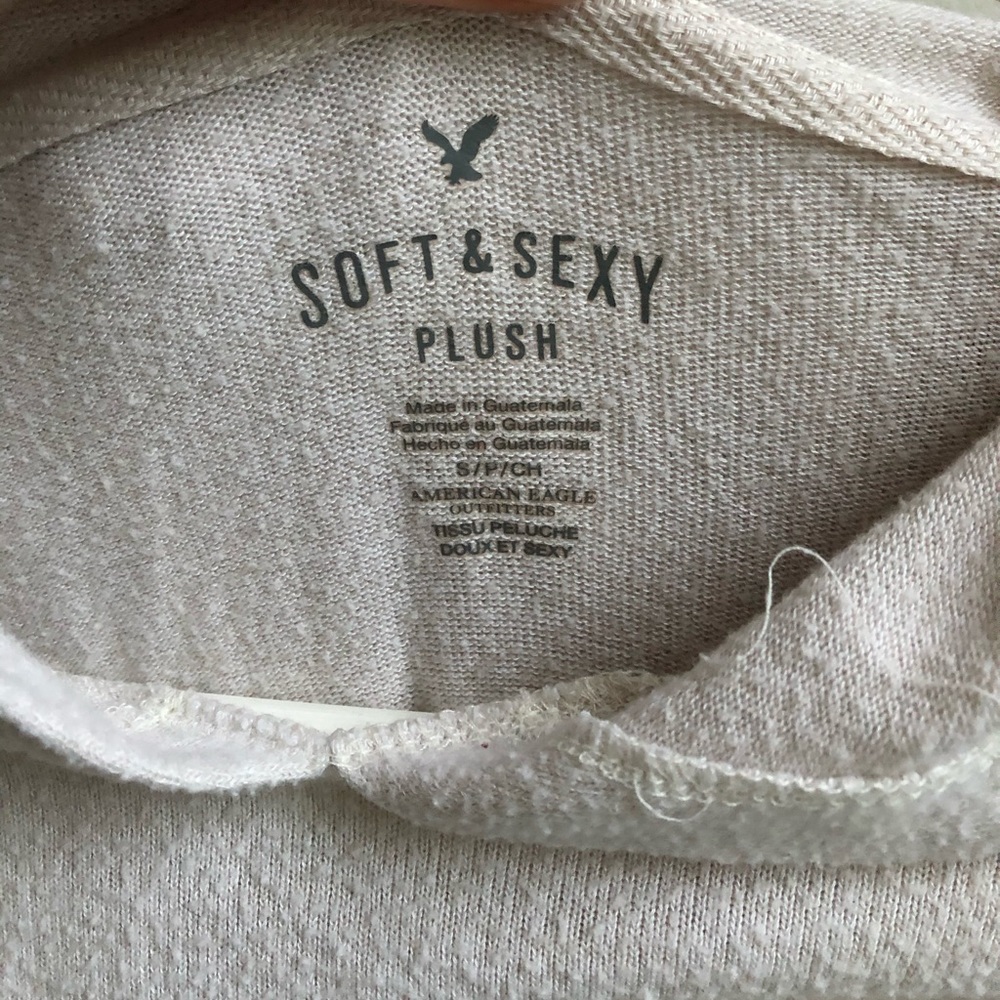 American Eagle Soft & sexy plush hoodie - Picture 4 of 4